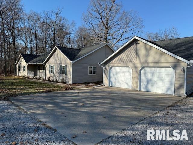 Property Photo: 14892 Fowler School Road IL 62959