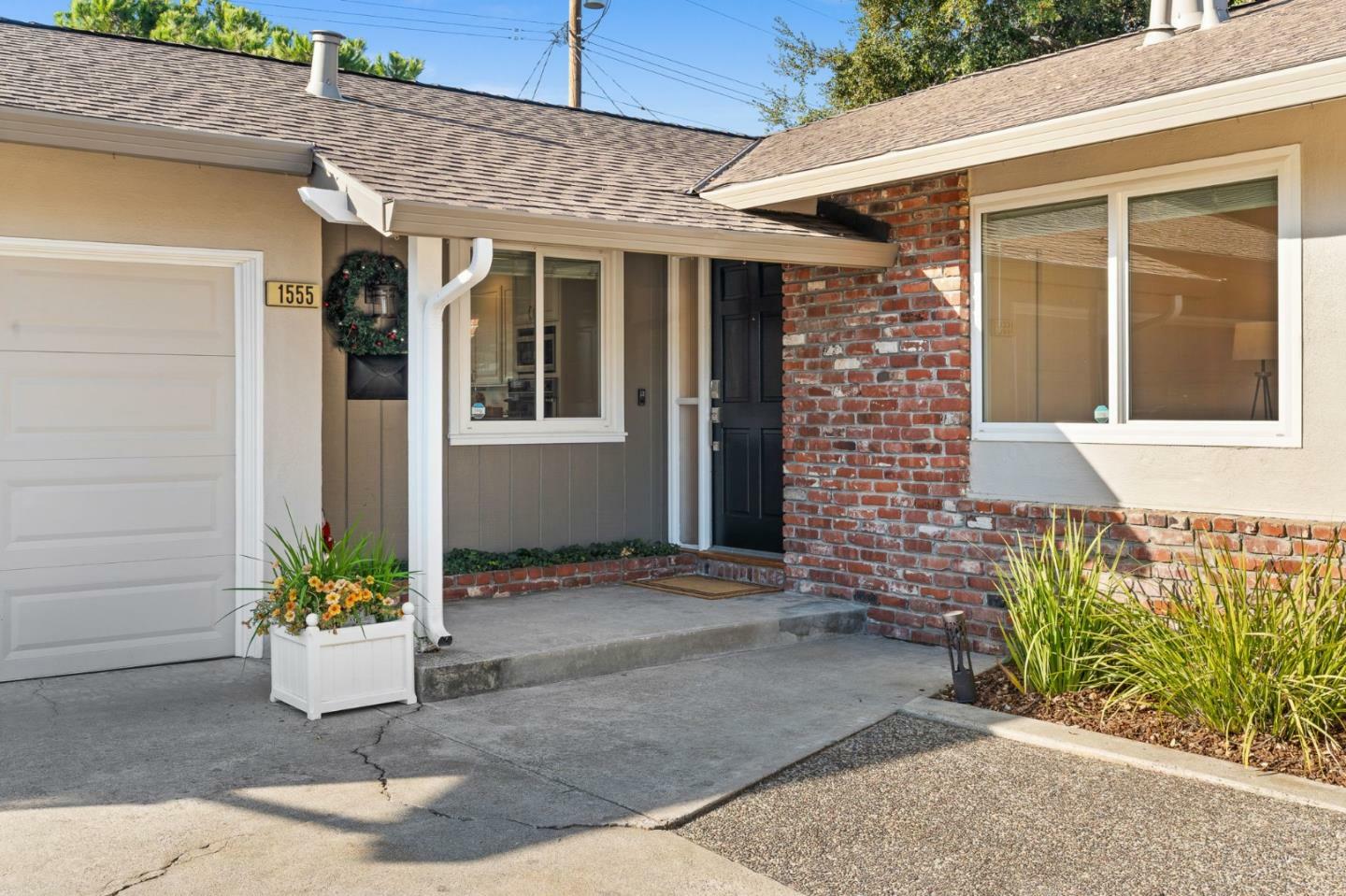 Property Photo:  1555 South Mary Avenue  CA 94087 