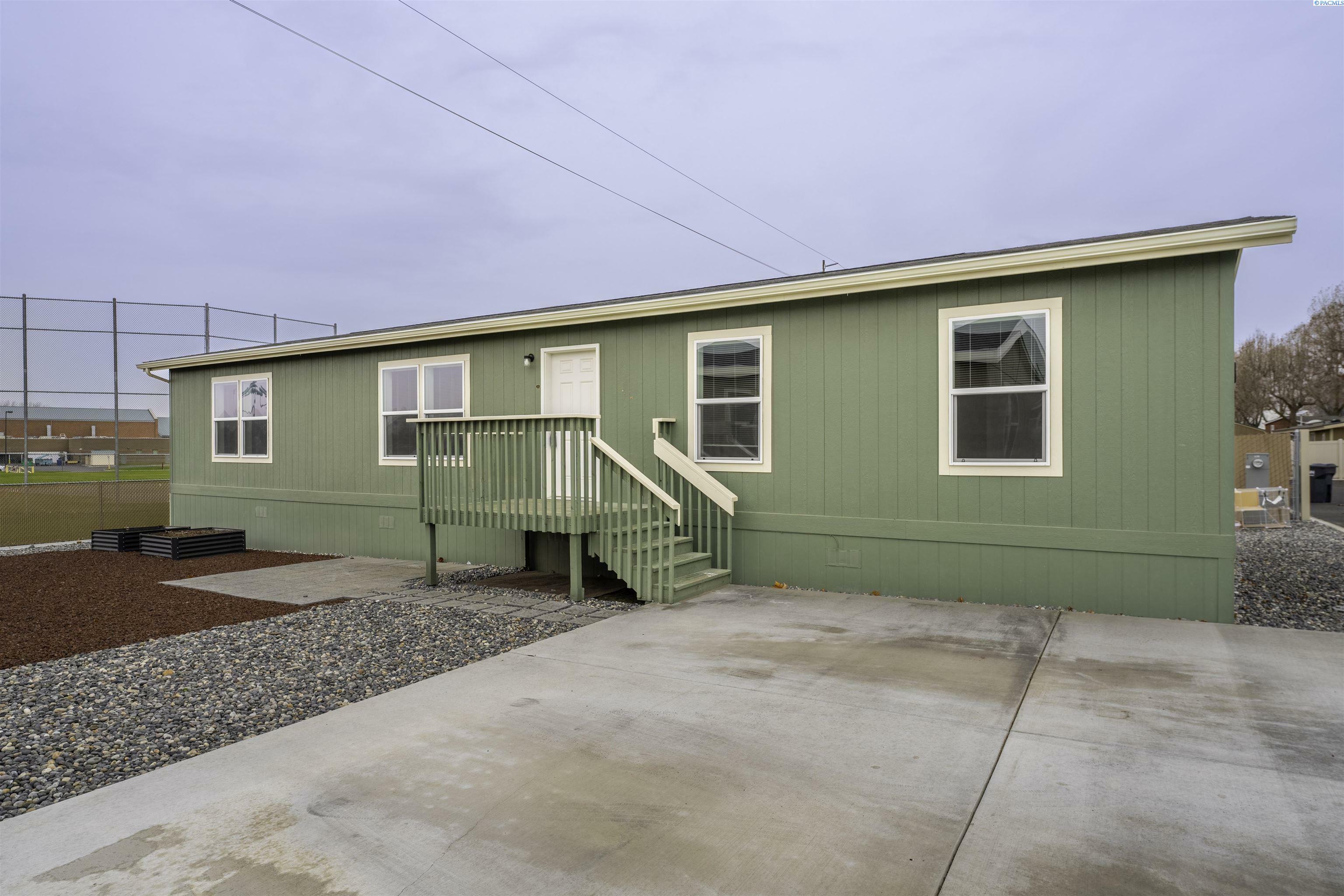 3517 N Road 84 110C  Pasco WA 99301 photo