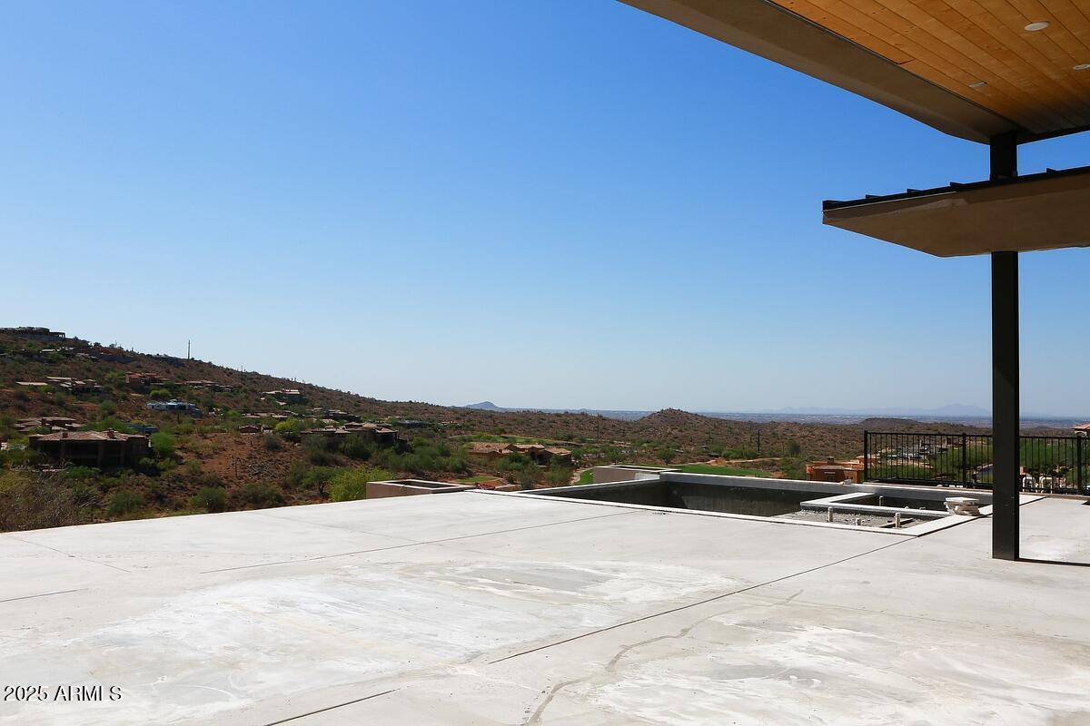 Property Photo: 9609 N Palisades Boulevard AZ 85268