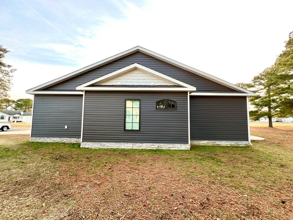 Property Photo:  3102 Cutter Ct  VA 23356 