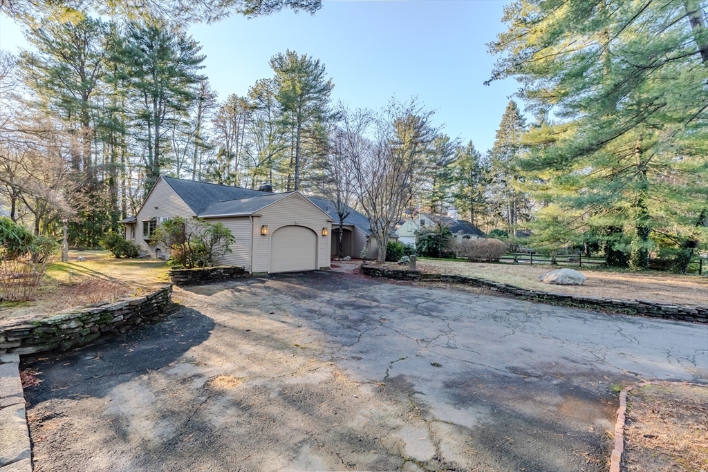 Property Photo: 25 Silver St MA 01001