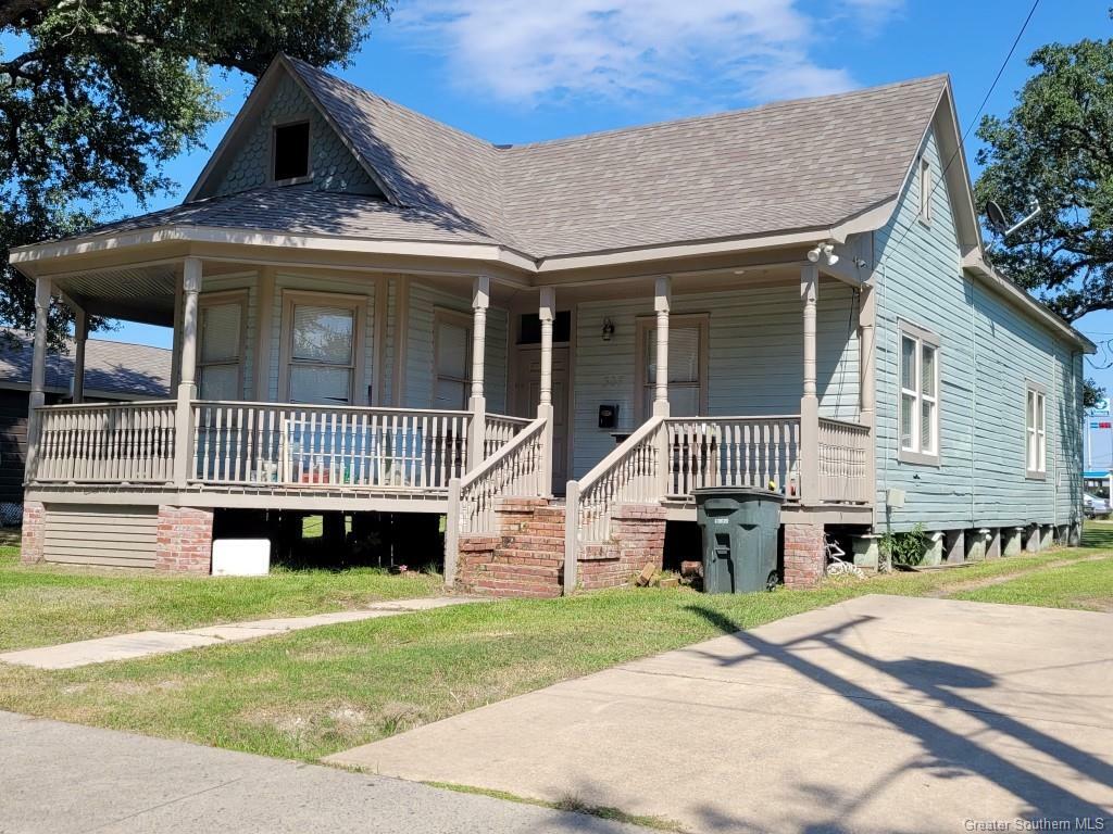 307 Reid Street  Lake Charles LA 70601 photo