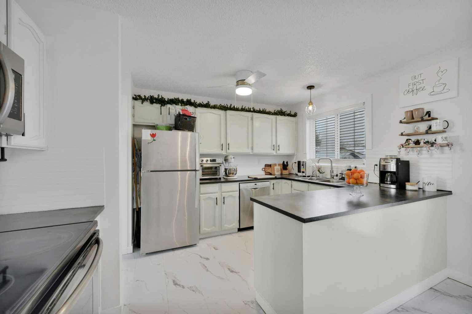 Property Photo:  21 Westview Crescent  AB T0M 0J0 