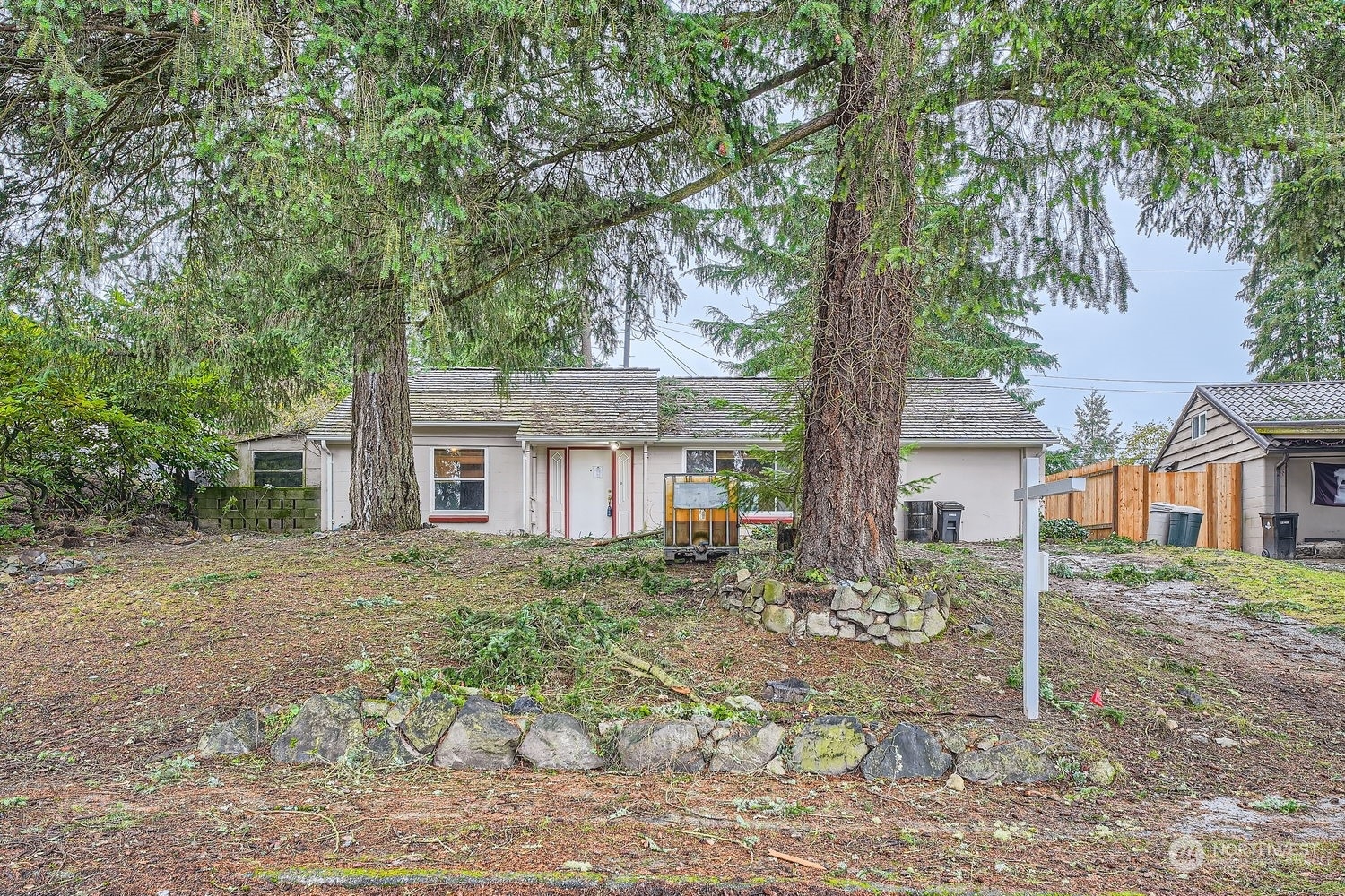 Property Photo:  15313  Interlake Avenue N  WA 98133 