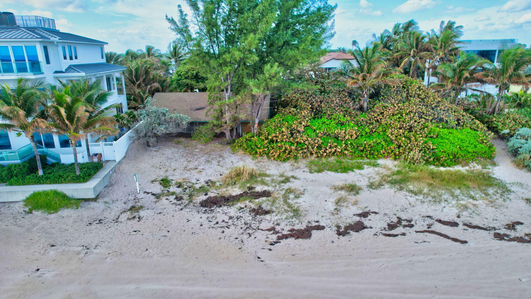 Property Photo:  5015 N Old Ocean Boulevard  FL 33435 