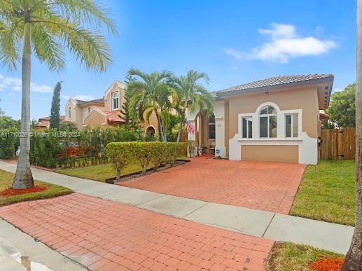 Property Photo:  2534 NE 41 Ave  FL 33033 