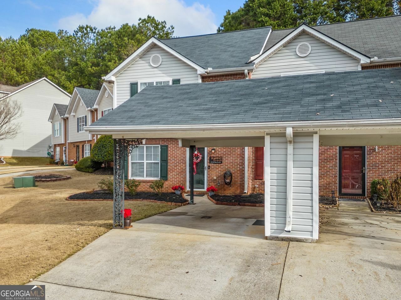 Property Photo:  4130 Glen Iris Drive  GA 30040 