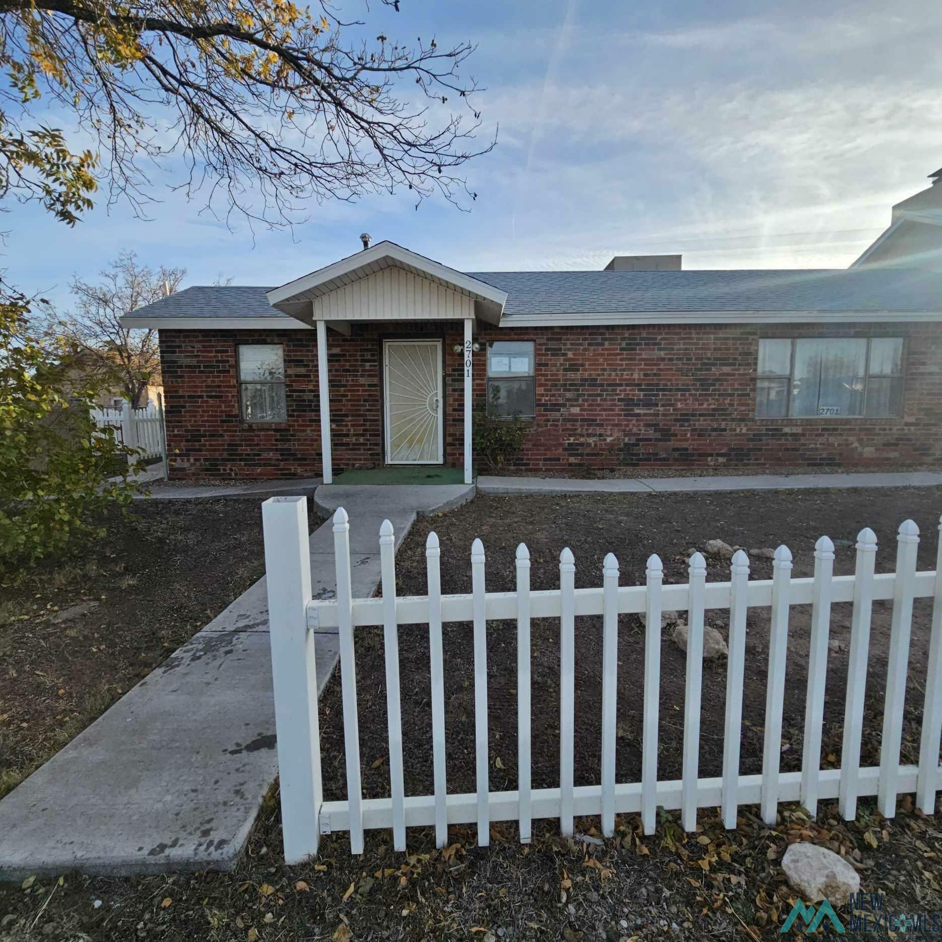 Property Photo: 2701 Mountain View Drive NM 88101