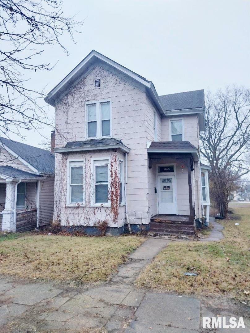 Property Photo:  1208 NE Perry Avenue  IL 61603 