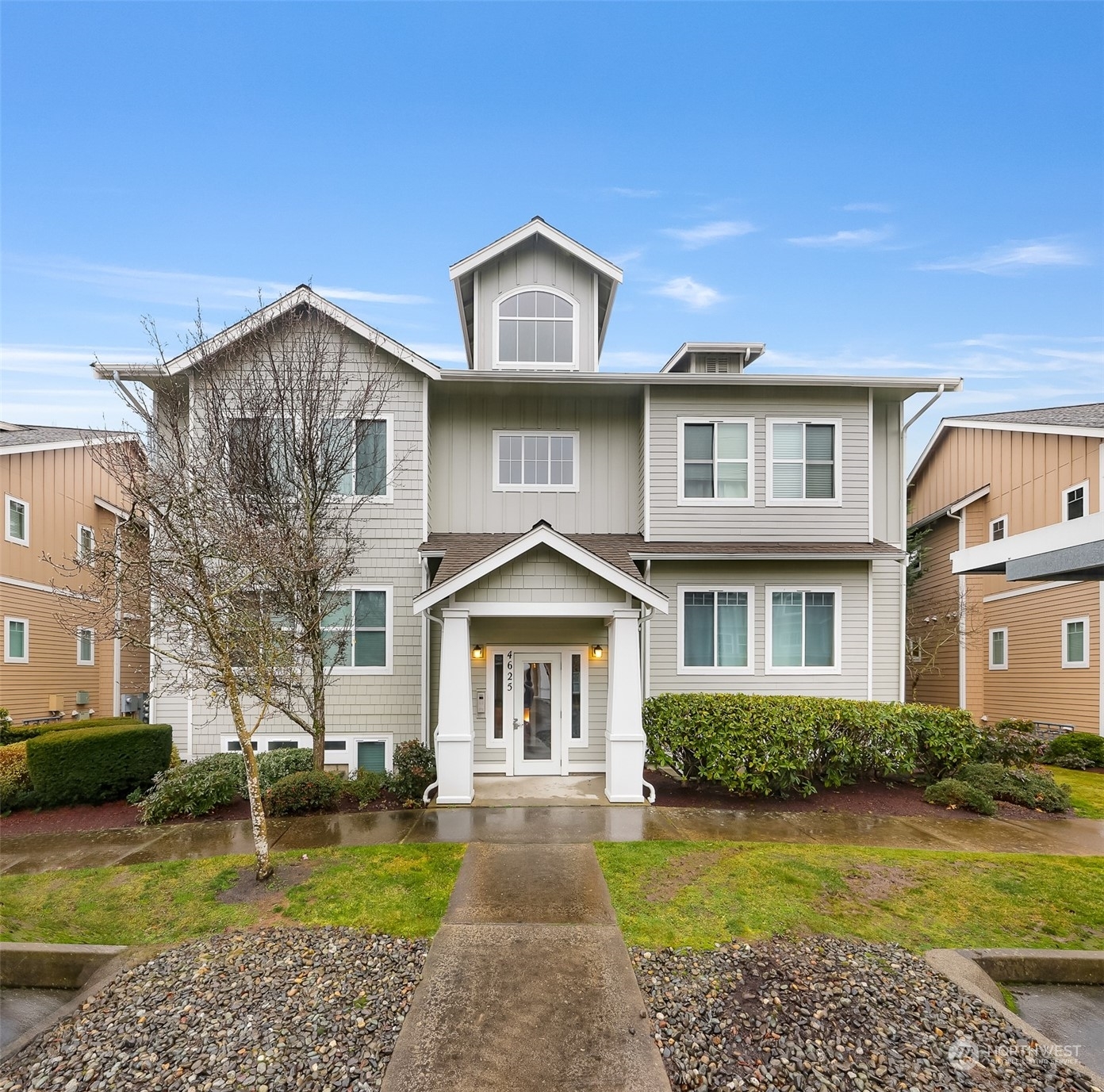 Property Photo:  4625  Celia Way 102  WA 98226 