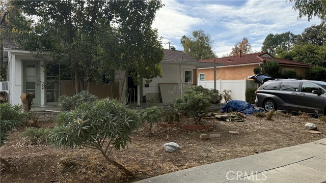 Property Photo:  22030 De La Osa Street  CA 91364 