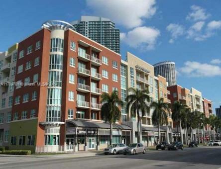 Property Photo:  2000 N Bayshore Dr 122  FL 33137 