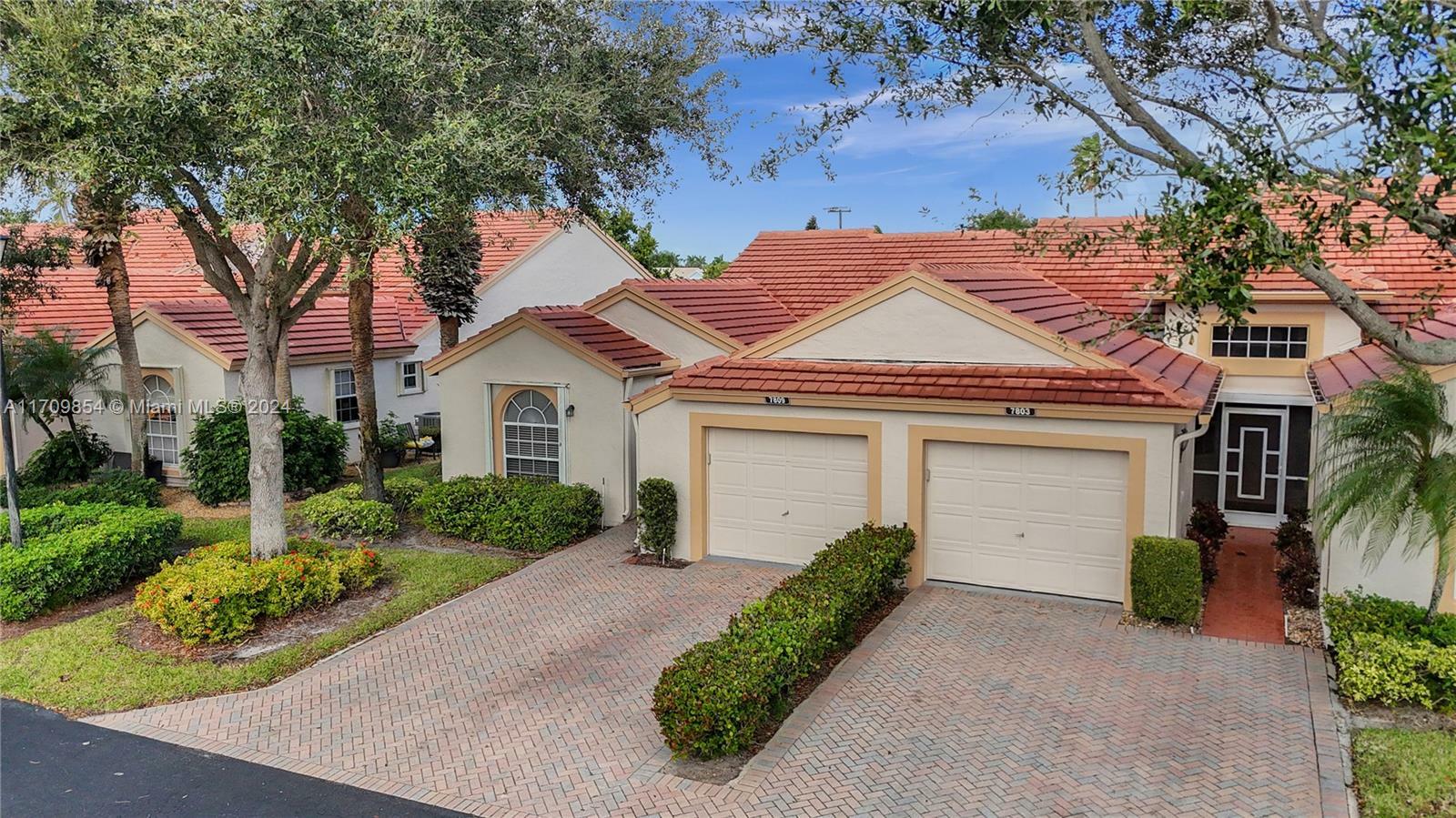 Property Photo:  7809 Silver Lake Dr  FL 33446 