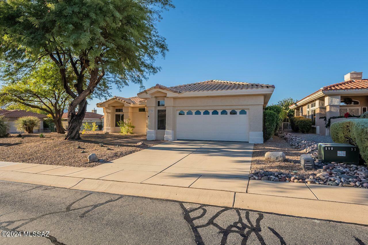 Property Photo:  14709 N Silver Hawk Drive  AZ 85755 