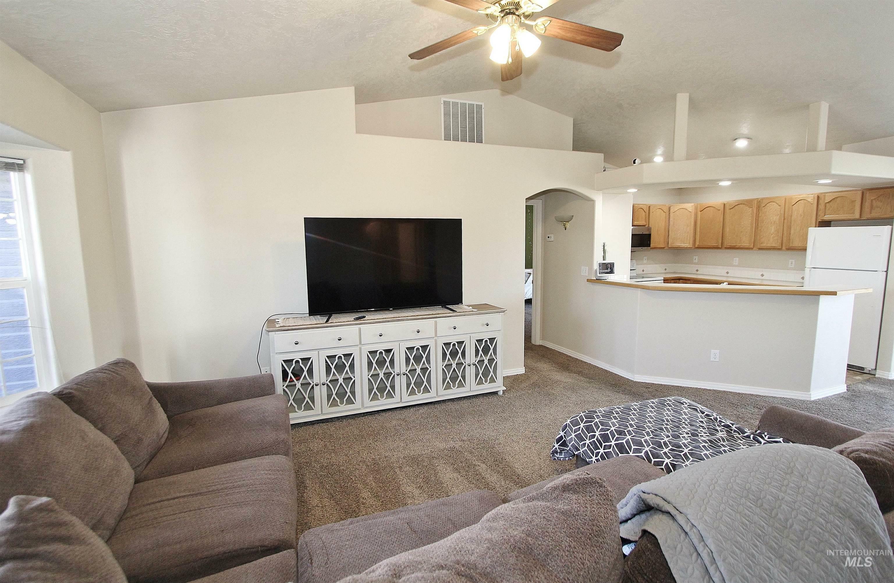 Property Photo:  695 N Shady Grove Way  ID 83634 