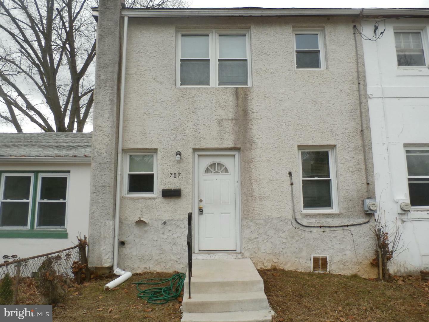 Property Photo:  707 Columbus Court  PA 19086 