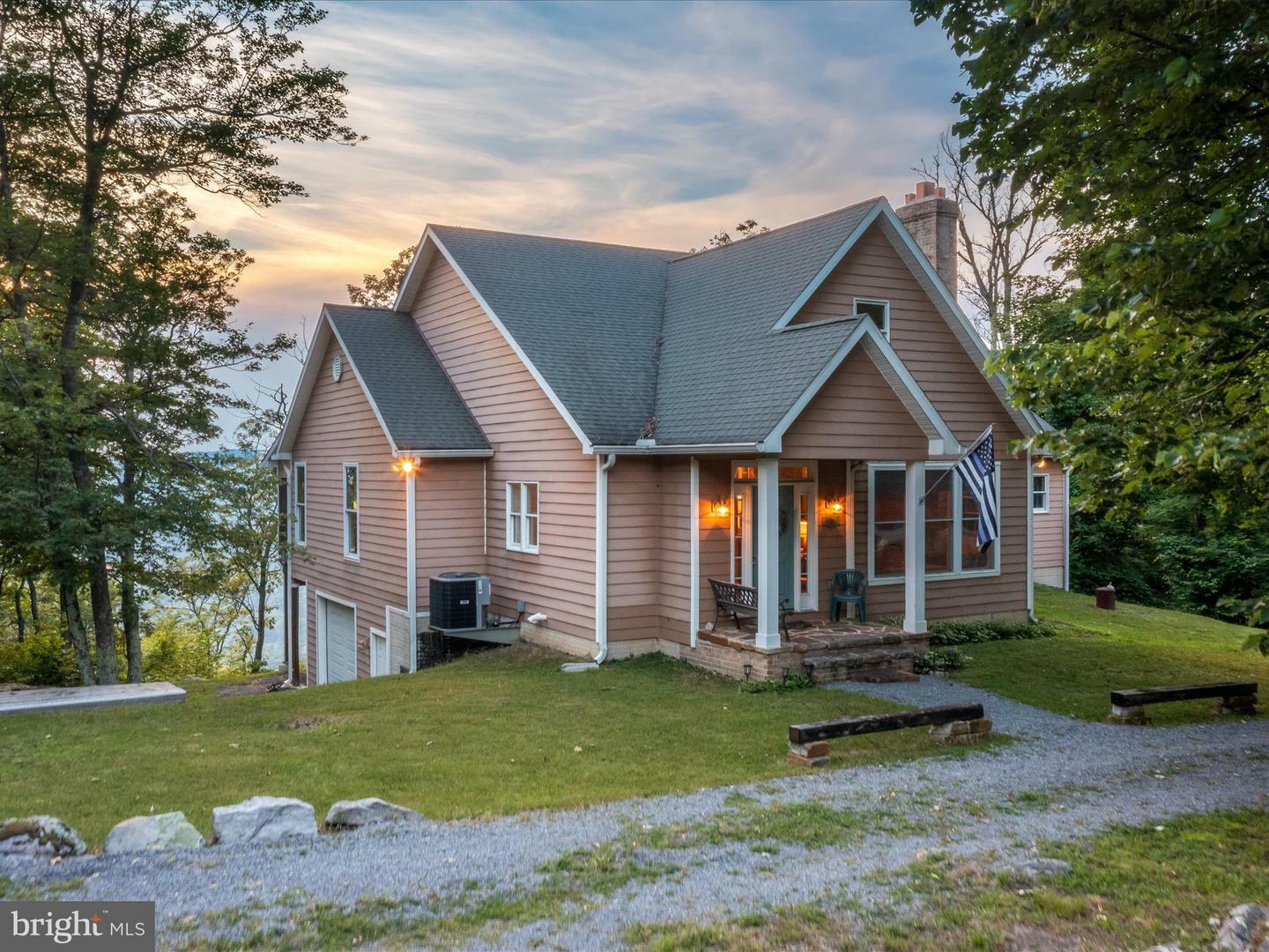 Property Photo:  2684 Quaint Acres Lane  WV 25411 