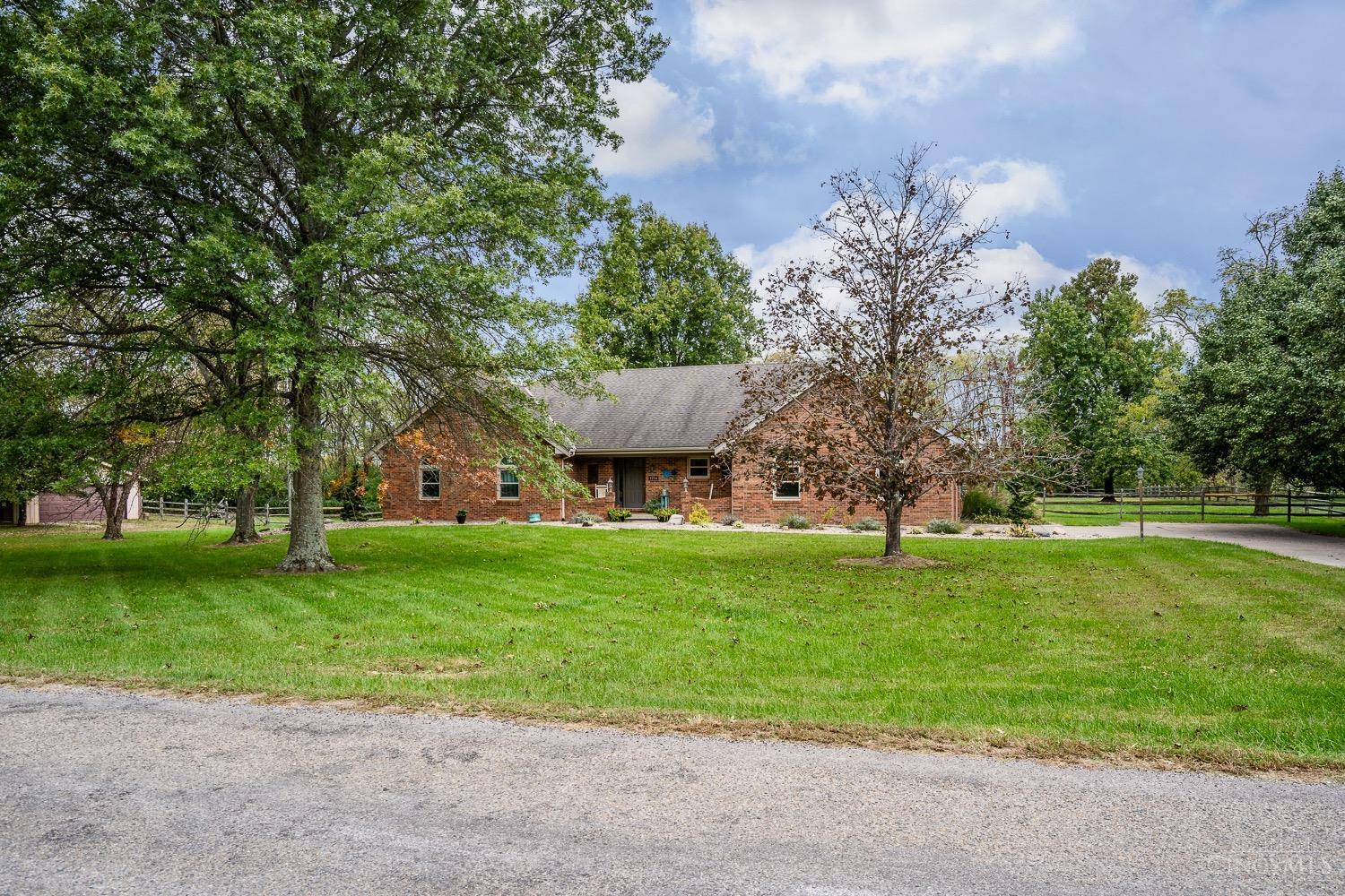 Property Photo:  1214 Kentucky Lane  IN 47060 