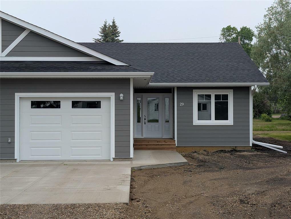 Property Photo:  29 3rd Street Southwest  MB R0J 0P0 