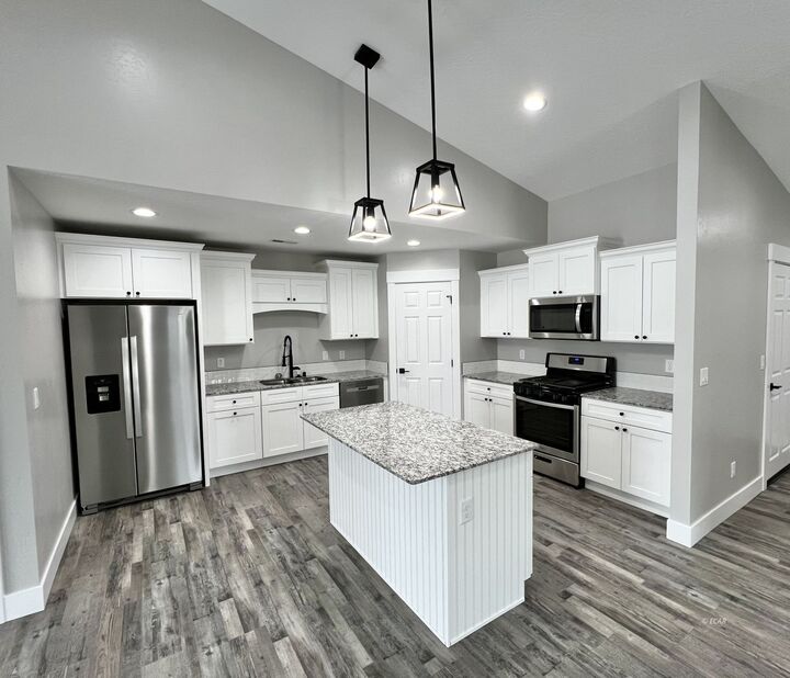 Property Photo: 609 Westcott Drive NV 89815