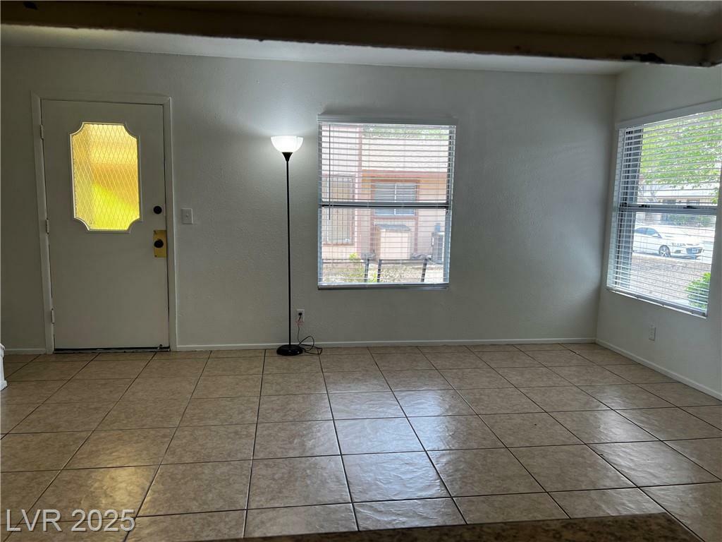 Property Photo: 1428 Lorilyn Avenue 3 NV 89119