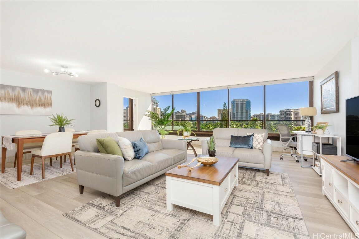 Property Photo: 1910 Ala Moana Boulevard 8C HI 96815