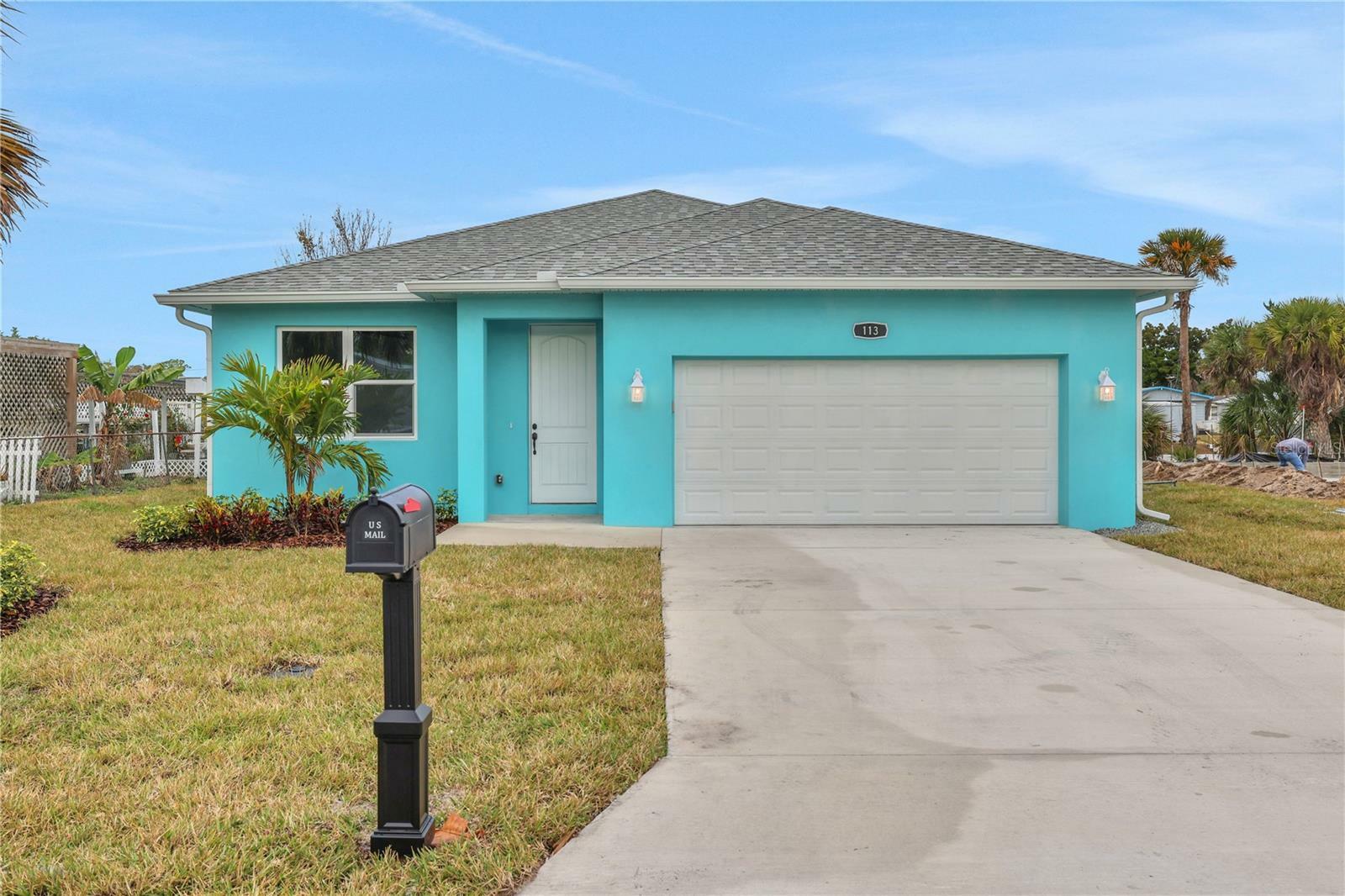 Property Photo:  113 Douglas Street  FL 32141 