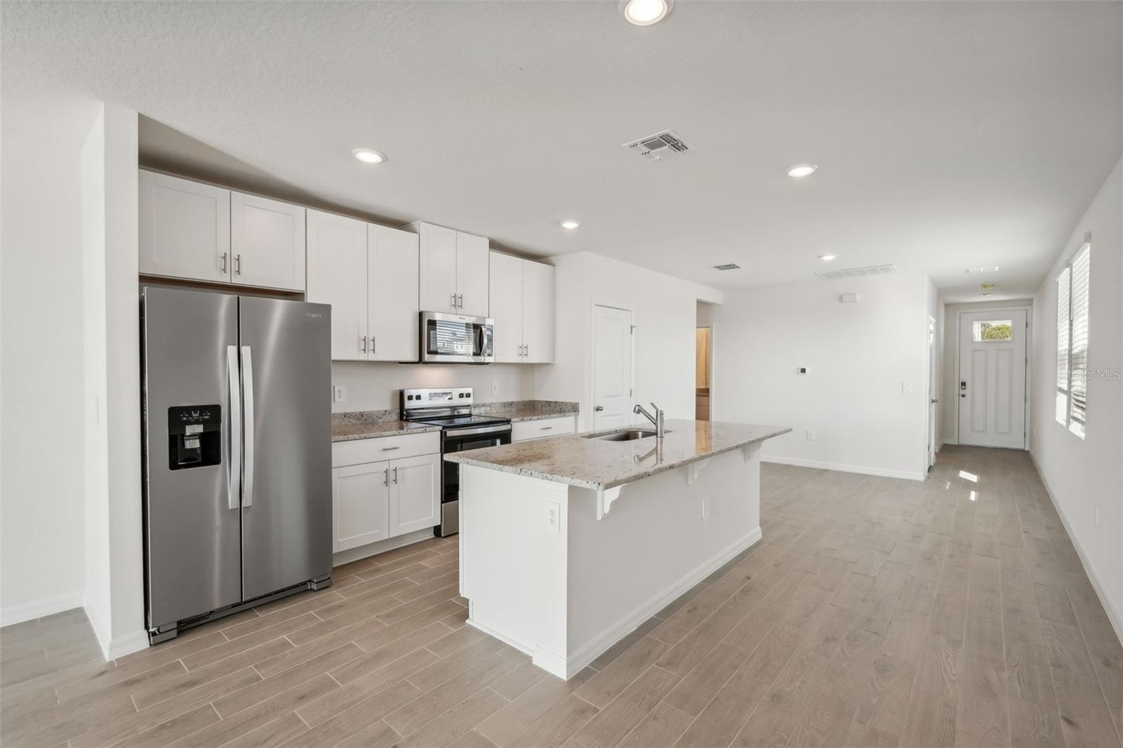 Property Photo: 120 Whiteland Bend FL 34275