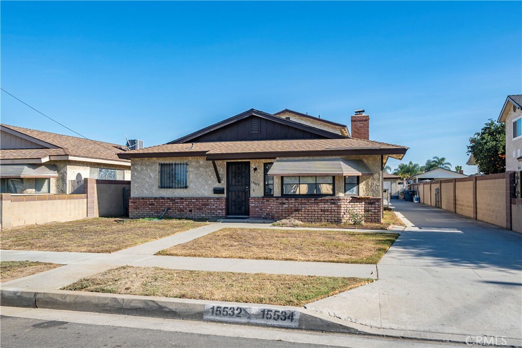 Property Photo:  15532 Ryon Avenue  CA 90706 