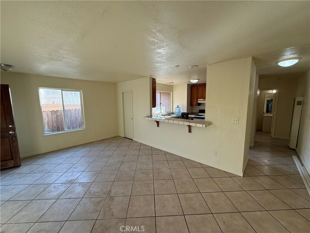 Property Photo:  155 17th Street  CA 94801 