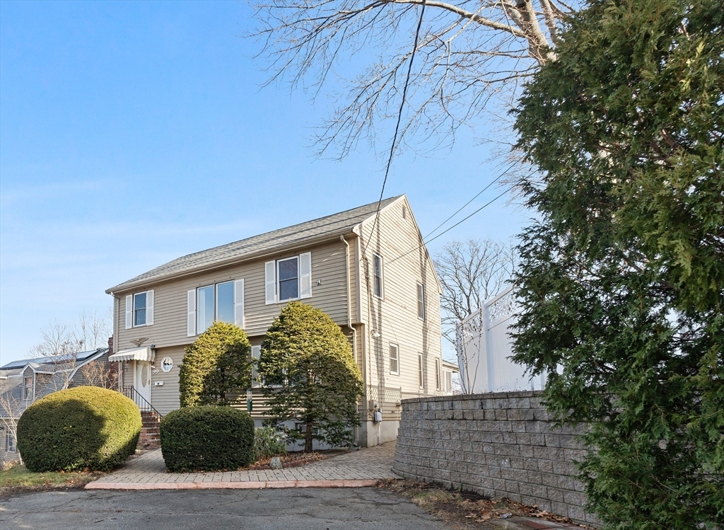 Property Photo:  99 Maplewood Rd  MA 01904 