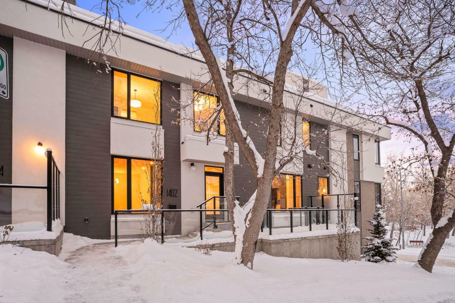 Photo de la propriété:  1402 22 Avenue NW  AB T2M 1P8 