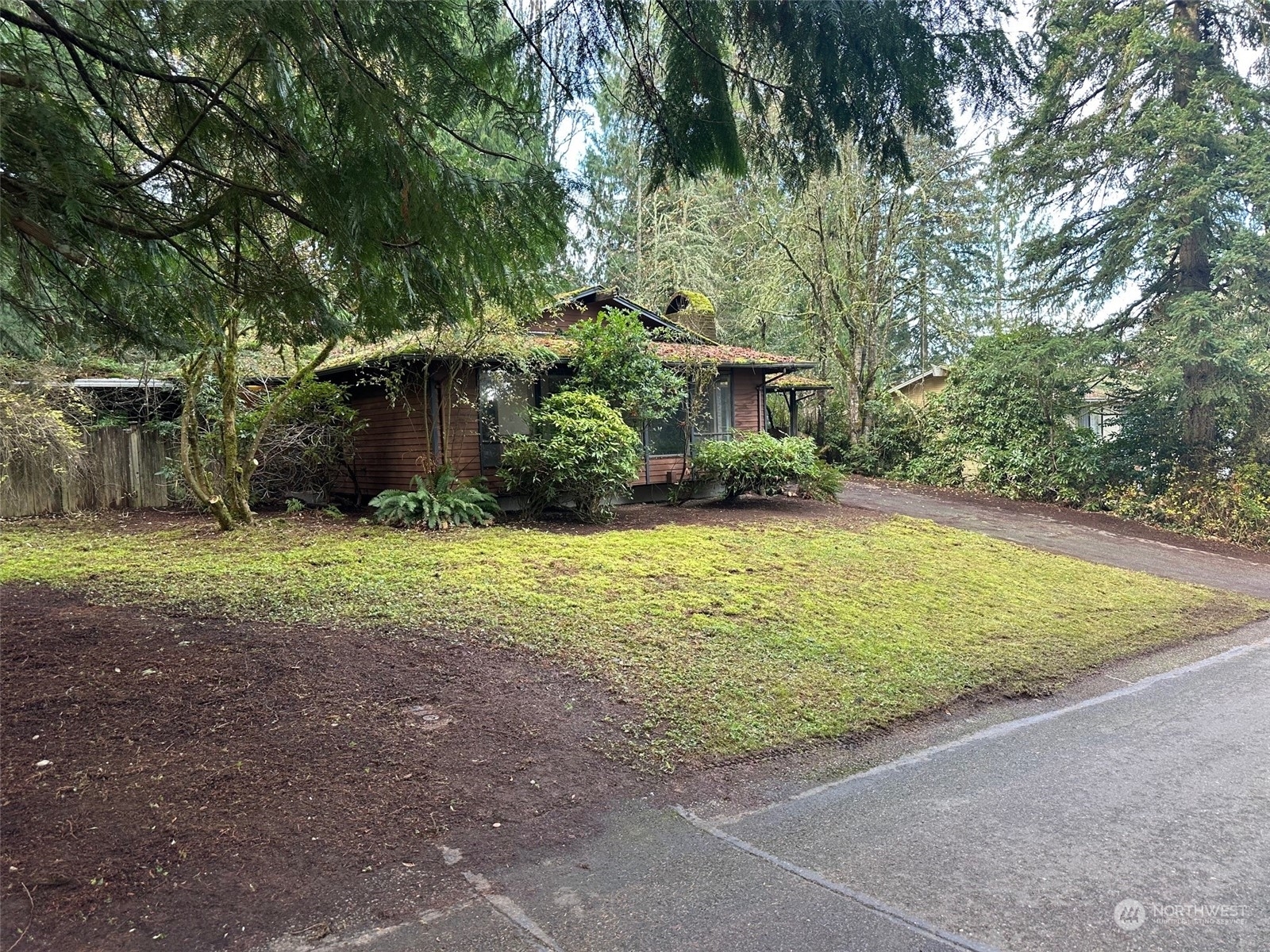 Property Photo:  105  Aires Place NW  WA 98053 