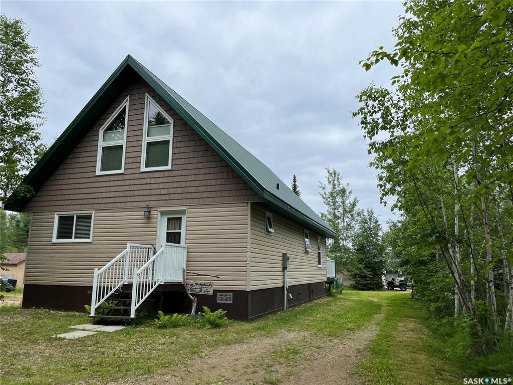 Property Photo: 2 And 11 Spruce Crescent SK S0M 1B0