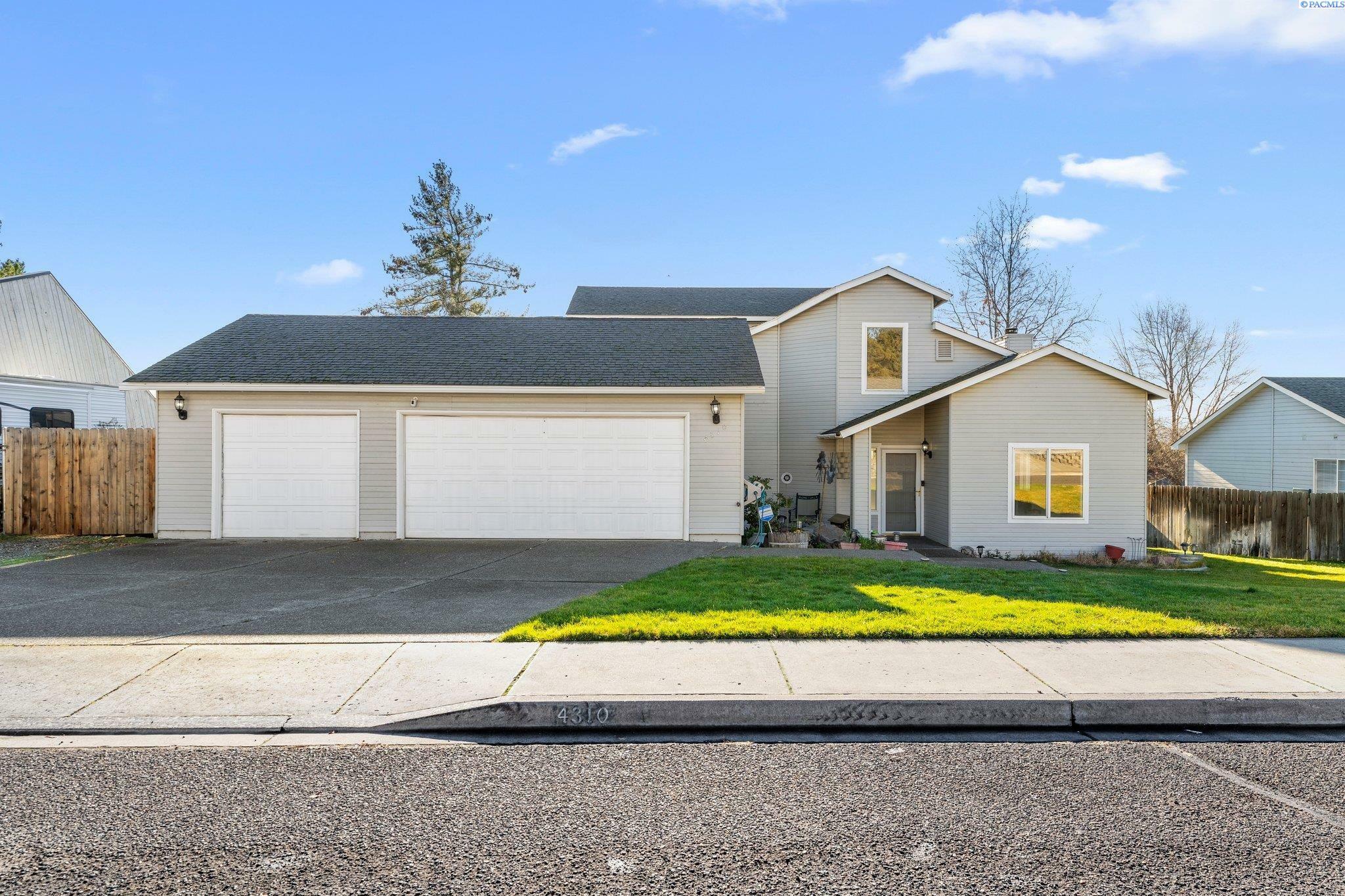 4310 Desert St.  Pasco WA 99301 photo