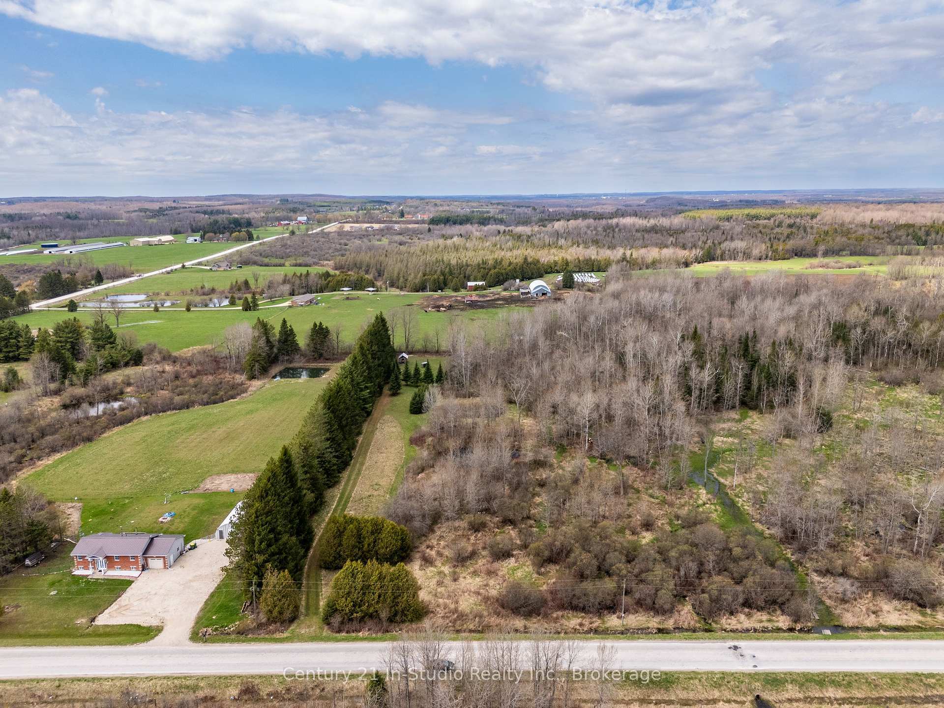 Photo de la propriété:  Pt Lt 170 Con 2  Road 170 N/A  ON N0C 1L0 