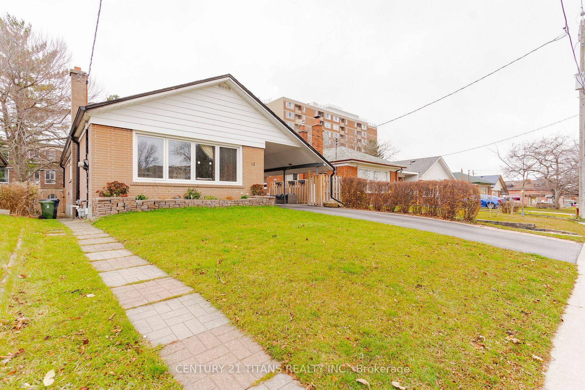 Property Photo:  15 Merrian Rd  ON M1K 3M6 