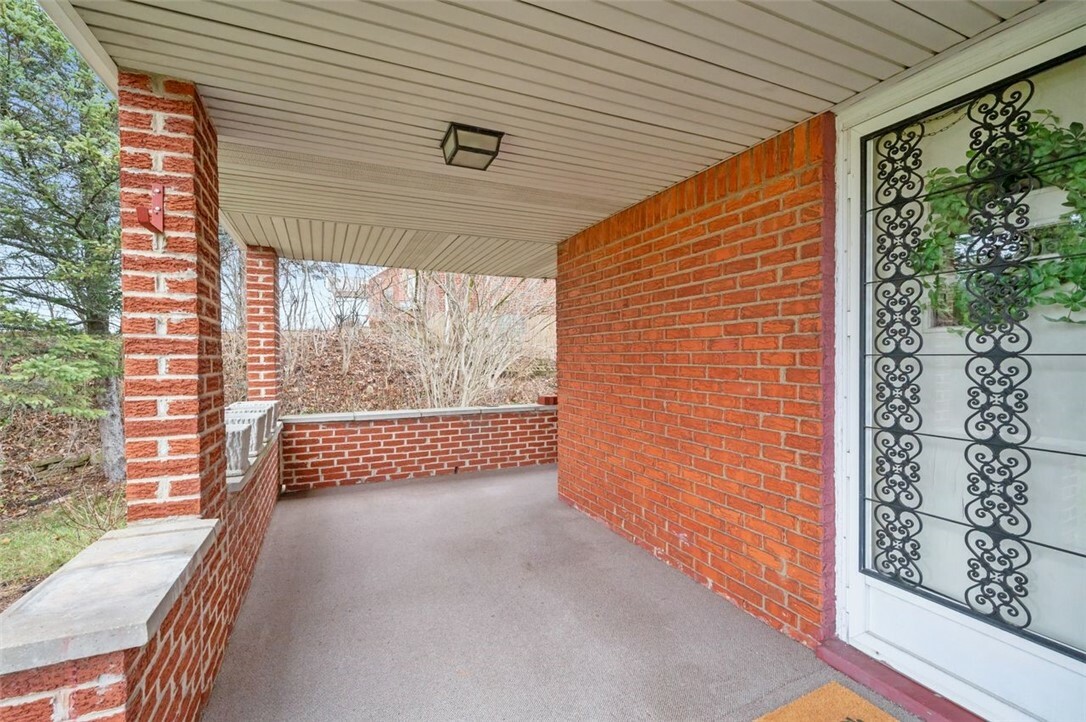 Property Photo:  1702 Clairton  PA 15122 