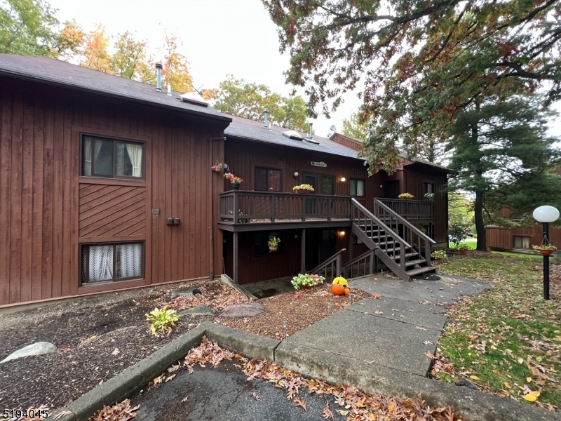 Property Photo:  5 Squaw Valley Ct 6  NJ 07462 