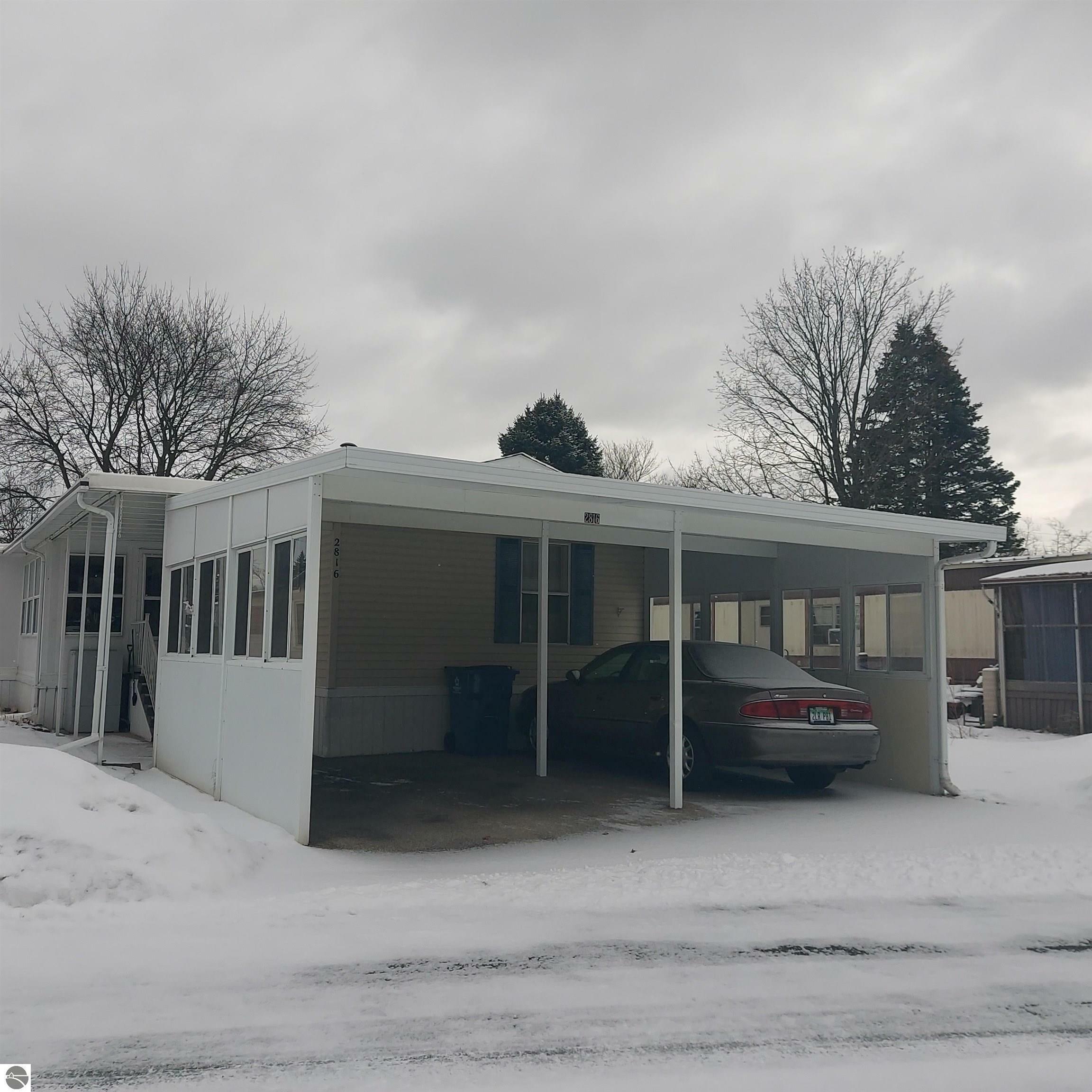 Property Photo:  2816 N Michael Place  MI 49686 