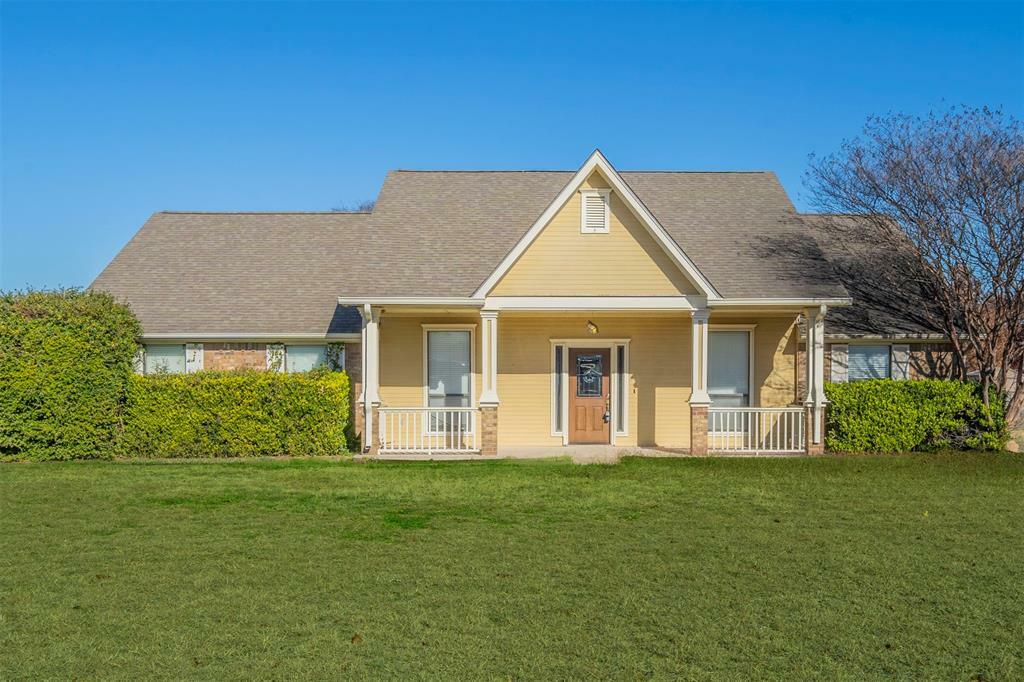 Property Photo:  137 Saddle Ridge  TX 75167 