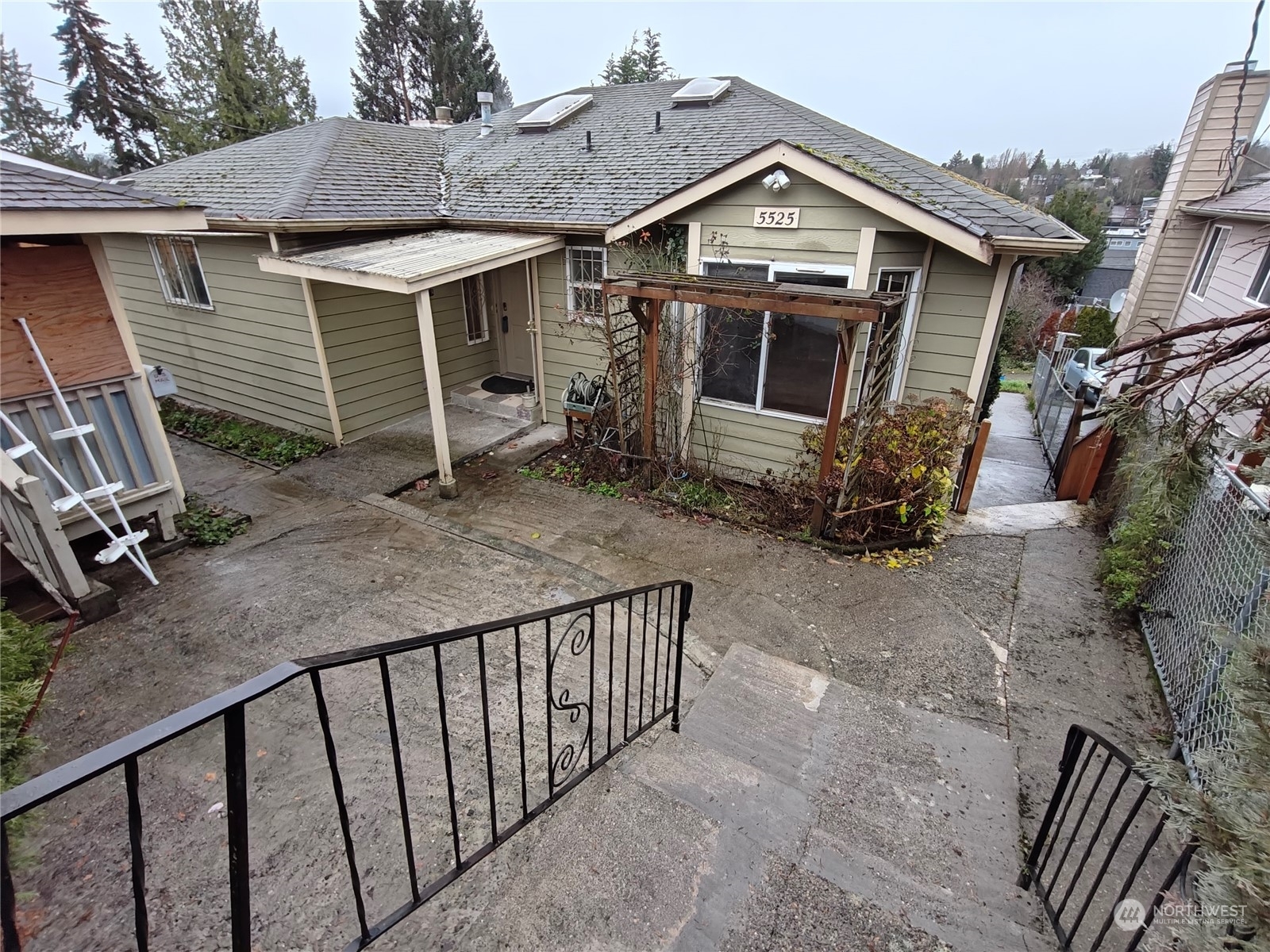 Property Photo:  5525  Renton Avenue S  WA 98118 