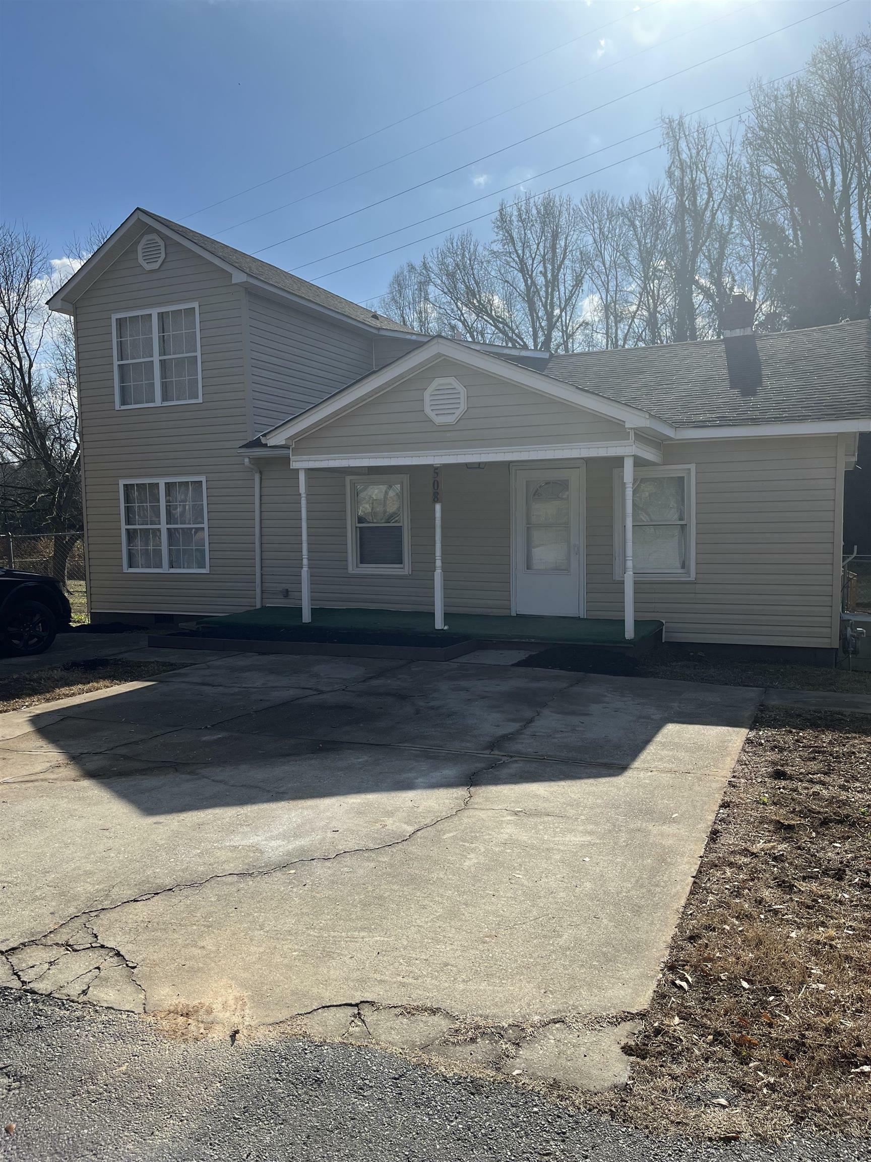 Property Photo: 508 Holly Street SC 29340