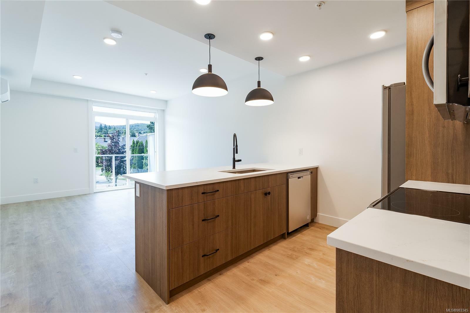 Property Photo: 201 Dogwood Dr 206 BC V9G 0C3