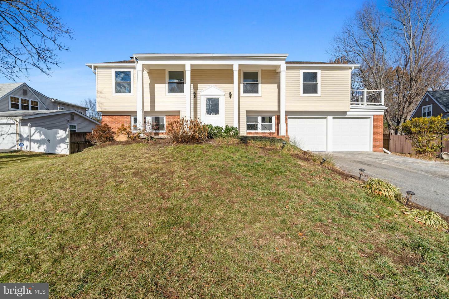 Property Photo:  16114 Pond Meadow Lane  MD 20716 