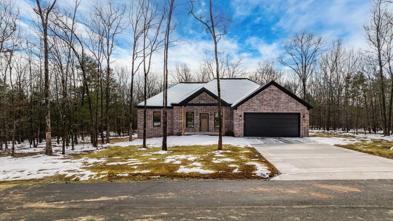 Property Photo: 27 Sky Eagle Drive AR 72058