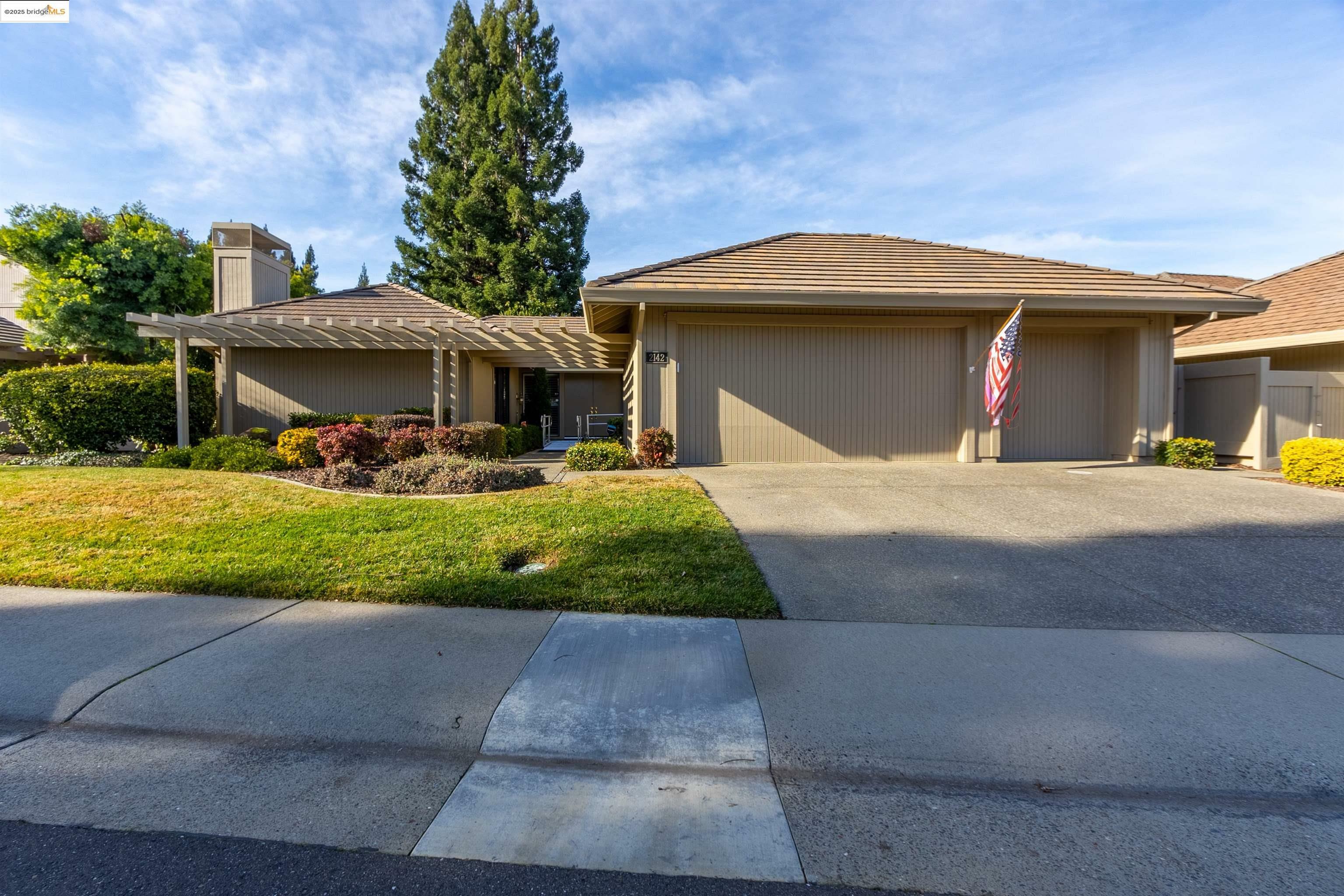 Property Photo:  2142 Stony Bar Way  CA 95670 