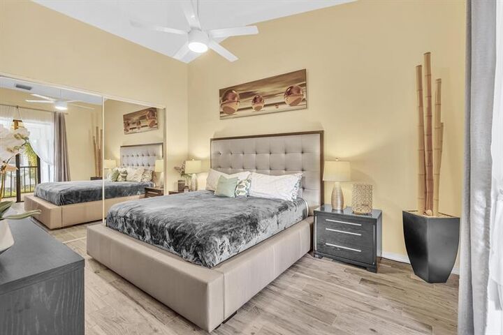 Property Photo: 5395 Firenze Dr O FL 33437