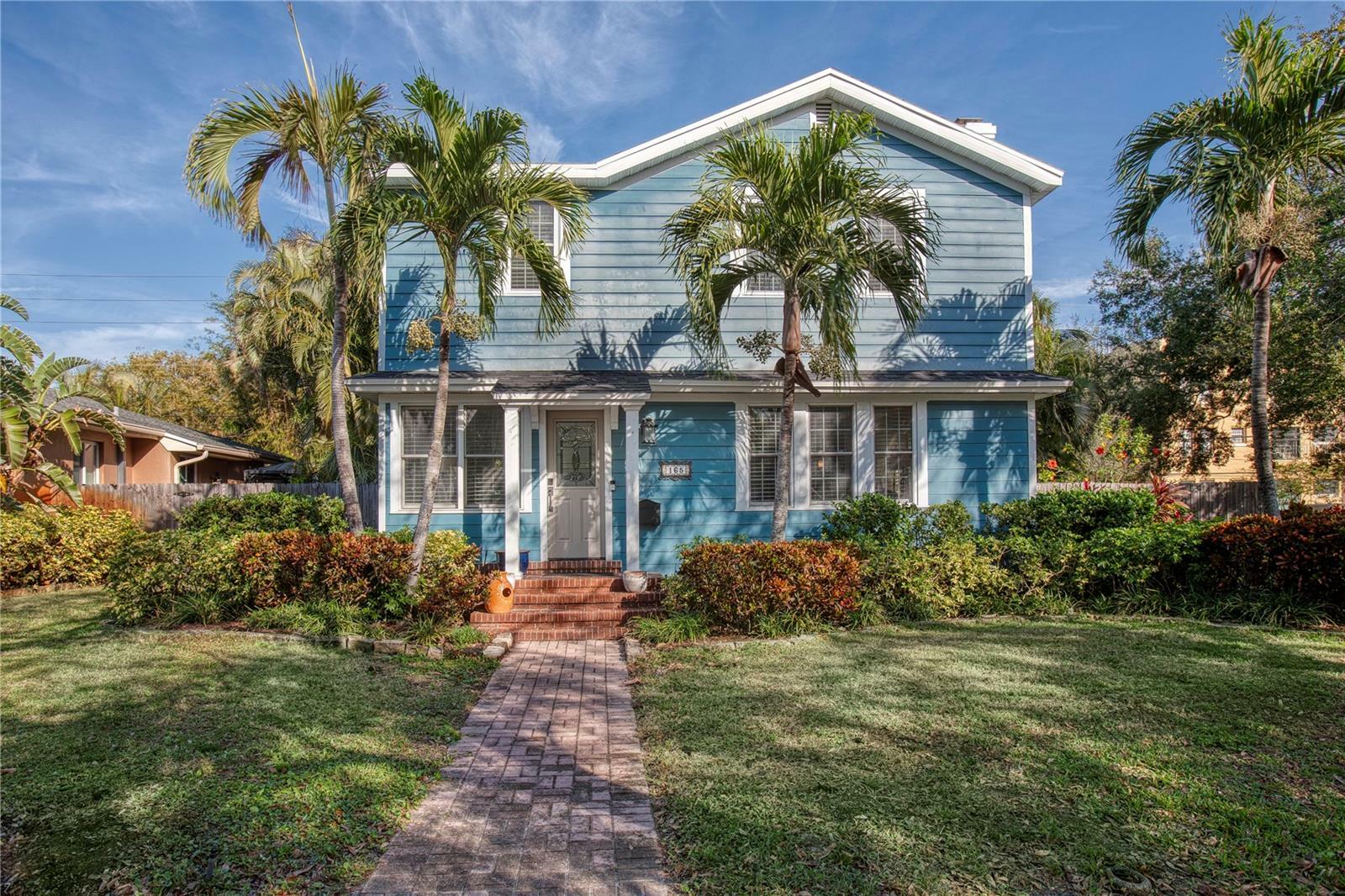 165 21st Avenue NE  St Petersburg FL 33704 photo